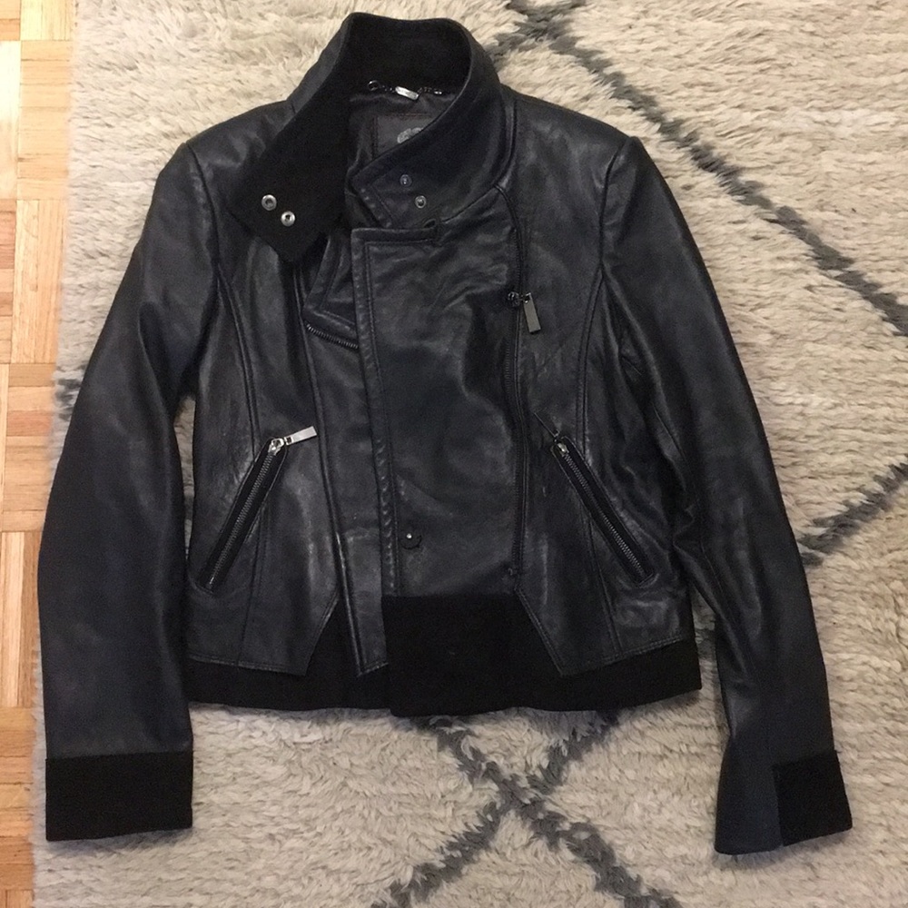 Butterfly soft Vince Camuto leather jacket